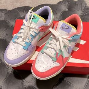 Nike Dunk Low (Limited Edition)